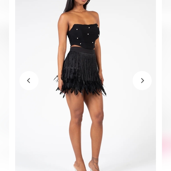 La' Ros feather fringe skirt Sm - Picture 7 of 10